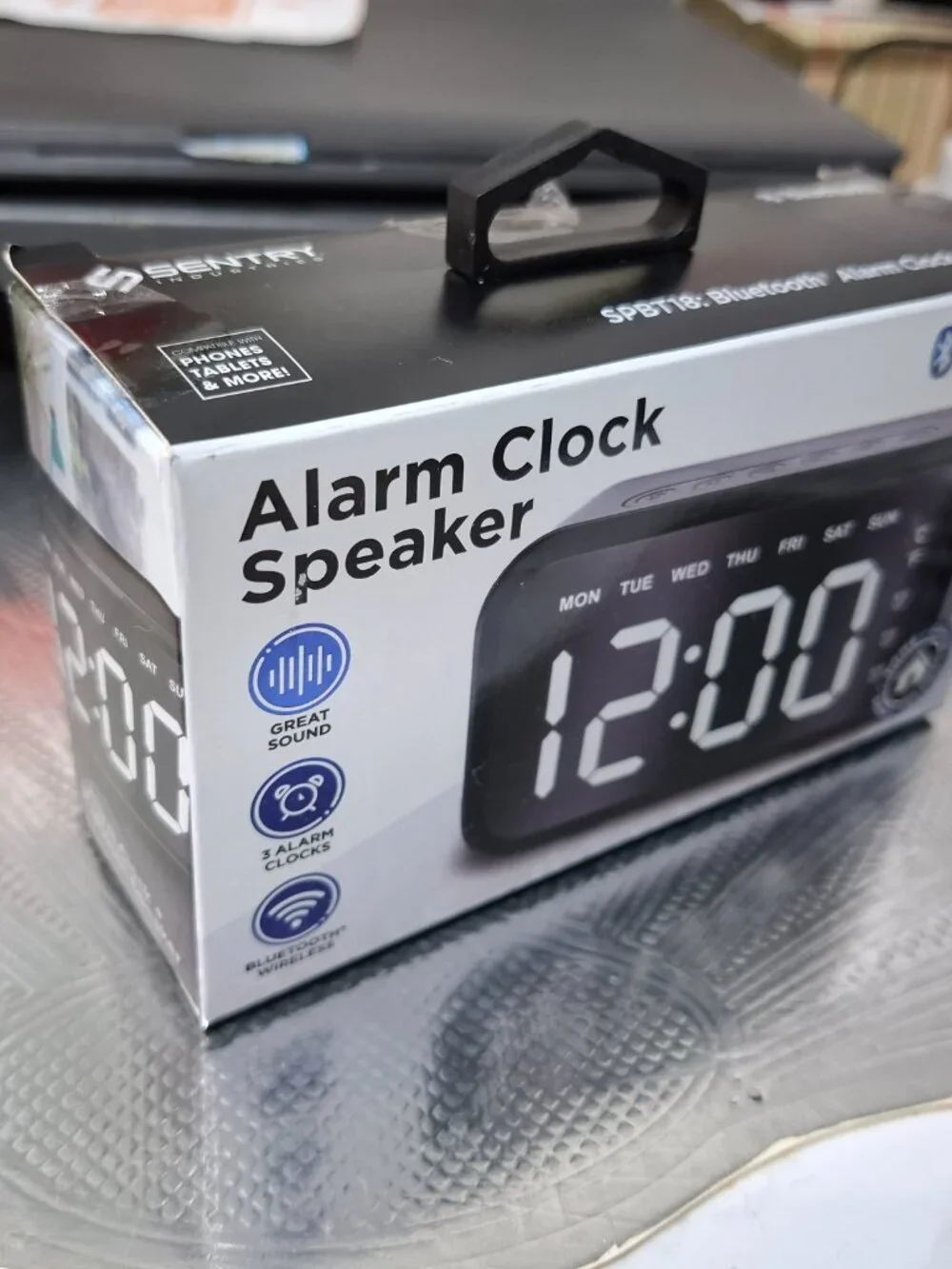 BLUETOOK Alarm Clock Speaker Radio BIG LETTERS